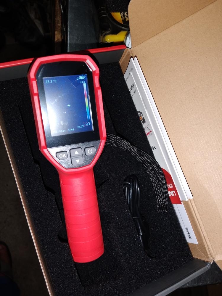 (Free Shipping)UTi712s Thermal Imaging Camera for Water Leakage Detection  Floor Heating Inspection